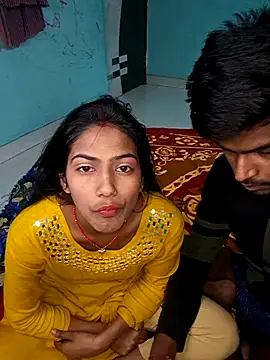 Virl clople online show from February 7, 2025, 5:07 pm