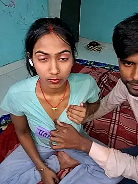 Virl clople online show from February 15, 2025, 5:28 pm