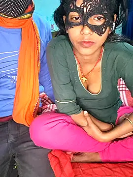 Virl clople online show from January 10, 2025, 4:30 pm