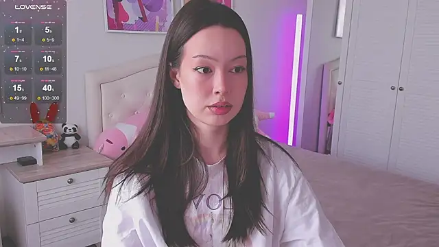 kittenrisha online show from March 28, 2026, 4:35 am