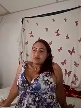 Snapshot of Abigail_BigTits chatting on January 10, 2025, 6:20 am Abigail BigTits online show from January 10, 2025, 6:20 am