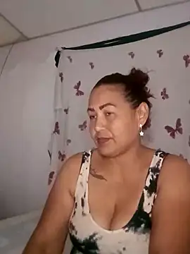 Snapshot of Abigail_BigTits chatting on January 21, 2025, 3:59 am Abigail BigTits online show from January 21, 2025, 3:59 am