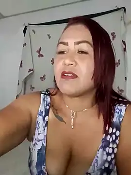 Snapshot of Abigail_BigTits chatting on January 10, 2025, 3:18 am Abigail BigTits online show from January 10, 2025, 3:18 am