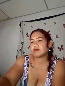 Snapshot of Abigail_BigTits chatting on January 16, 2025, 3:23 am Abigail BigTits online show from January 16, 2025, 3:23 am