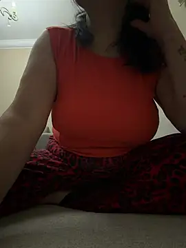 Snapshot of derya35 chatting on June 2, 2026, 2:22 am derya35 online show from June 2, 2026, 2:22 am