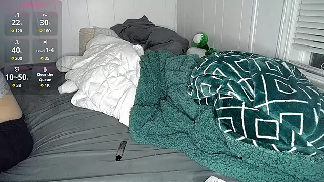 loverpepe21 online show from January 7, 2025, 4:39 am