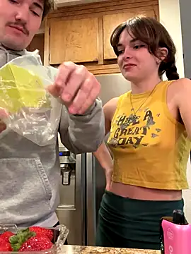 loverpepe21 online show from September 12, 2025, 1:06 am