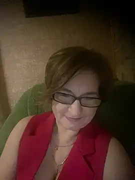 Snapshot of Prolisok473 chatting on February 26, 2025, 8:25 pm Prolisok473 online show from February 26, 2025, 8:25 pm