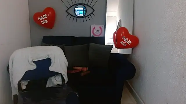 Snapshot of brittanysexhot chatting on February 19, 2025, 2:11 pm brittanysexhot online show from February 19, 2025, 2:11 pm