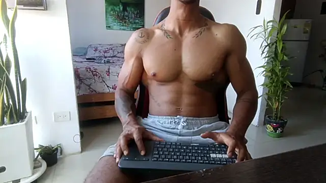 Snapshot of Adam_Valenciia chatting on May 5, 2026, 2:42 pm Adam Valenciia online show from May 5, 2026, 2:42 pm