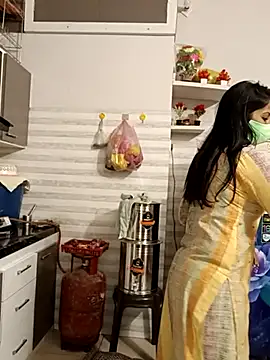 Snapshot of Best-Couple chatting on March 11, 2025, 8:52 am Best-Couple online show from March 11, 2025, 8:52 am