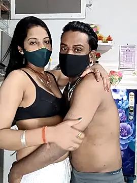 Snapshot of Best-Couple chatting on March 21, 2025, 11:55 am Best-Couple online show from March 21, 2025, 11:55 am