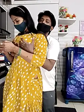 Snapshot of Best-Couple chatting on March 20, 2025, 9:04 am Best-Couple online show from March 20, 2025, 9:04 am