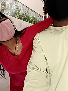 Snapshot of Best-Couple chatting on March 7, 2025, 12:23 pm Best-Couple online show from March 7, 2025, 12:23 pm