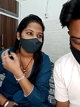 Snapshot of Best-Couple chatting on February 20, 2025, 9:44 am Best-Couple online show from February 20, 2025, 9:44 am
