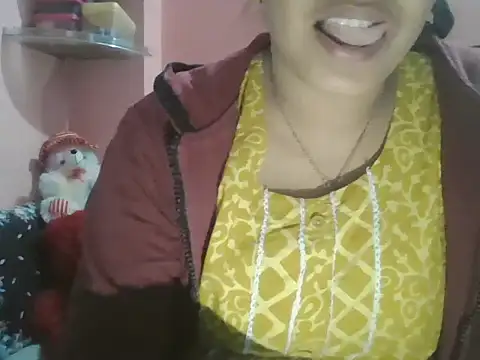 Hot-shanvi online show from December 19, 2025, 1:24 pm