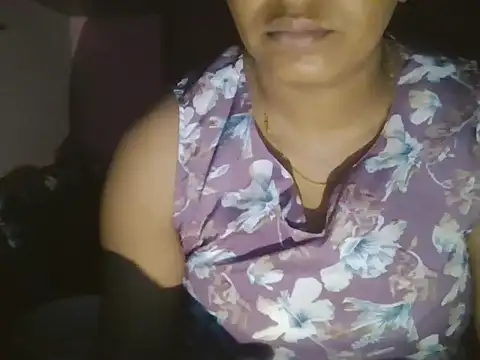 Snapshot of Hot-shanvi chatting on July 3, 2026, 11:44 pm Hot-shanvi online show from July 3, 2026, 11:44 pm