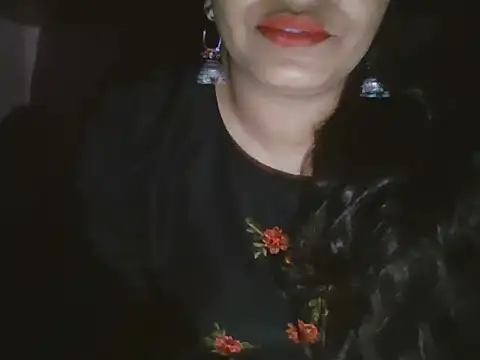 Hot-shanvi online show from April 22, 2026, 9:10 pm