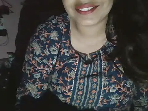 Snapshot of Hot-shanvi chatting on June 3, 2026, 11:42 pm Hot-shanvi online show from June 3, 2026, 11:42 pm