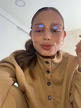 Snapshot of Anaruso chatting on March 22, 2025, 3:09 pm Anaruso online show from March 22, 2025, 3:09 pm