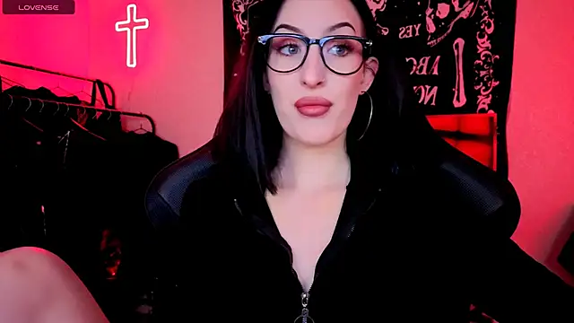 Snapshot of Miss_Alice__ chatting on May 31, 2026, 3:01 am Miss Alice online show from May 31, 2026, 3:01 am