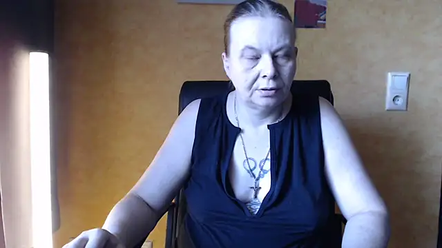 Sweet Phoenix online show from September 23, 2025, 5:58 am