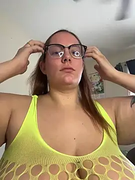 Snapshot of Thickarella420 chatting on January 4, 2025, 7:02 pm Thickarella420 online show from January 4, 2025, 7:02 pm