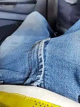 fredfgr online show from April 14, 2026, 3:39 pm