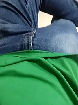 Snapshot of fredfgr chatting on February 10, 2026, 9:30 am fredfgr online show from February 10, 2026, 9:30 am