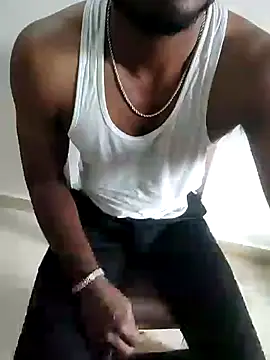 Snapshot of hot_boy_dic chatting on February 11, 2025, 10:03 am hot boy dic online show from February 11, 2025, 10:03 am