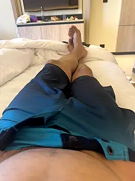 Snapshot of skyisthelimit12 chatting on October 26, 2025, 6:14 am skyisthelimit12 online show from October 26, 2025, 6:14 am