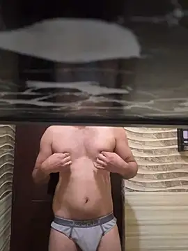 Snapshot of skyisthelimit12 chatting on February 2, 2025, 5:53 am skyisthelimit12 online show from February 2, 2025, 5:53 am