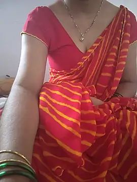 lovelygirl4567 online show from May 20, 2026, 5:26 am