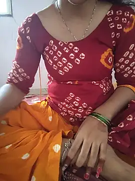 lovelygirl4567 online show from May 28, 2026, 5:37 am
