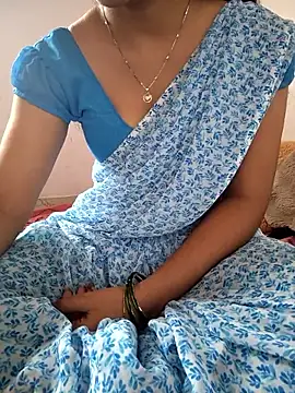 lovelygirl4567 online show from May 18, 2026, 5:34 am