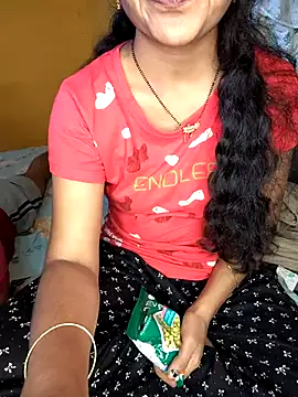 lovelygirl4567 online show from October 11, 2025, 8:37 am