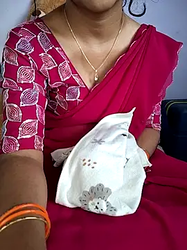 lovelygirl4567 online show from November 22, 2025, 6:01 am