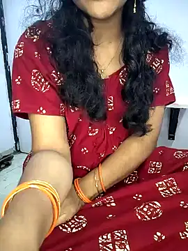 lovelygirl4567 online show from November 3, 2025, 3:15 pm