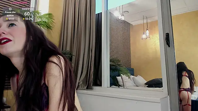 Snapshot of SamaraSinn chatting on March 21, 2025, 5:32 am SamaraSinn online show from March 21, 2025, 5:32 am