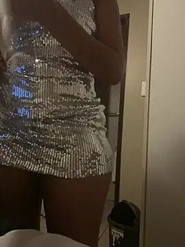 CurvyQueen19 online show from March 4, 2026, 6:26 pm