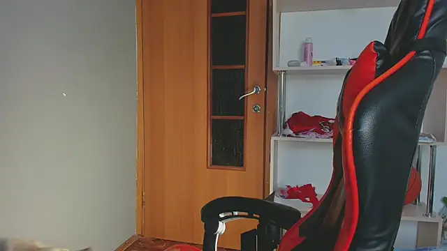  lisacute online show from January 4, 2025, 7:55 am