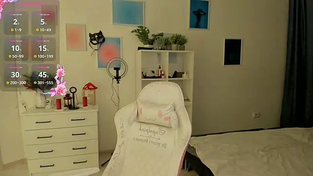 MiaVixxen online show from November 15, 2025, 4:16 am