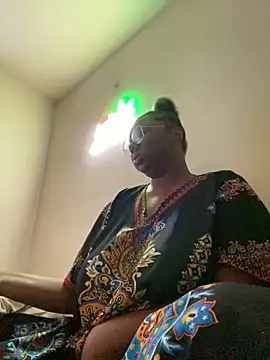 DamnBubbles online show from March 13, 2026, 10:37 pm