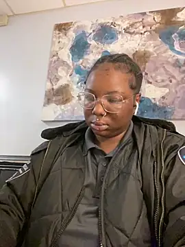 Snapshot of DamnBubbles chatting on March 23, 2025, 12:47 am DamnBubbles online show from March 23, 2025, 12:47 am