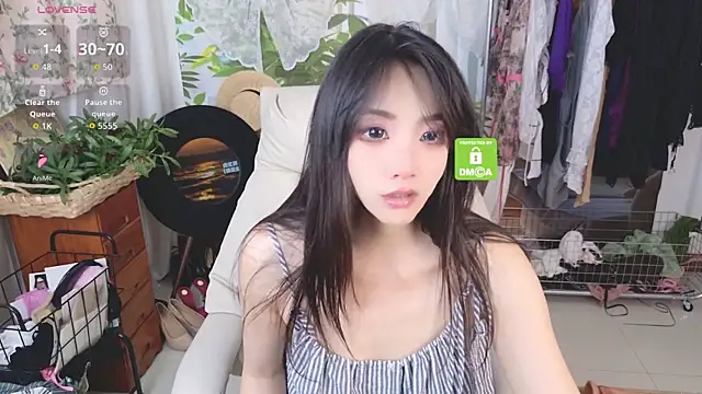 xiaotiantian-76 online show from May 24, 2026, 8:25 am