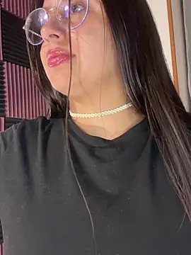 Gretta Hot online show from January 25, 2025, 11:00 pm