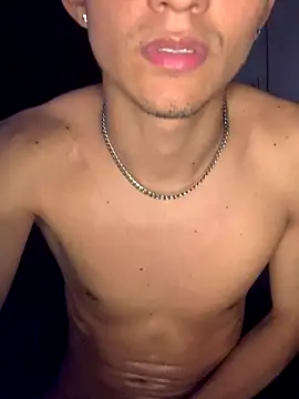 gabrielzinnnn085 online show from October 26, 2025, 9:04 pm