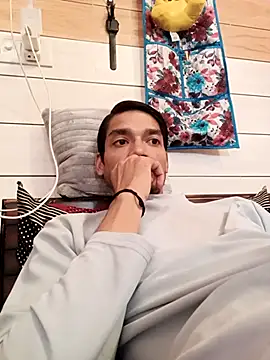 Tarun 0026 online show from November 3, 2025, 6:18 am