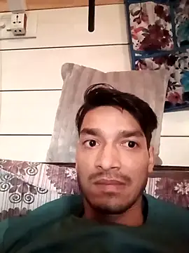 Snapshot of Tarun_0026 chatting on December 22, 2025, 11:10 am Tarun 0026 online show from December 22, 2025, 11:10 am