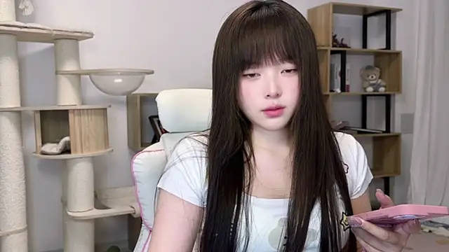 Snapshot of Chenjing0 chatting on May 26, 2026, 12:14 pm Chenjing0 online show from May 26, 2026, 12:14 pm